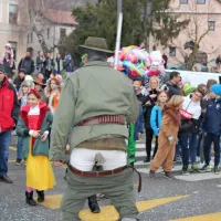 Sovič, pastirček Jakob in podzemni svet navdihnili postojnski pust