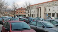 Pomanjkanje parkirišč je še vedno  velika težava v mestu. 