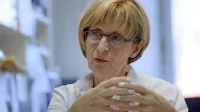 Anhovska dolina je povod, da začnemo razmišljati tudi o drugih 
krajih v Sloveniji, da našim zanamcem ne bomo puščali starih in 
sedanjih bremen, pravi prof. dr. Metoda Dodič-Fikfak 