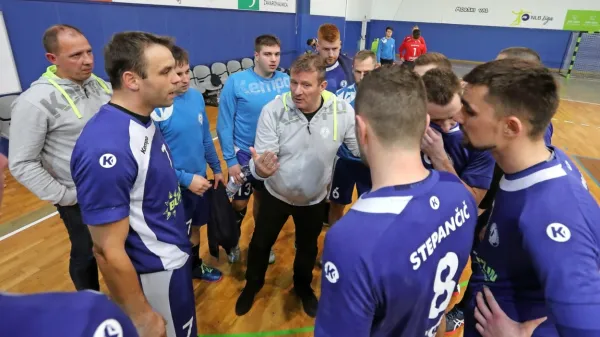 Izolski rokometaši bodo drevi proti Mariboru odigrali pomembno 
tekmo za obstanek v prvi ligi.