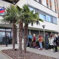 Protest se je sklenil pred koprskim sodiščem, ki je pred dvema 
letoma izdalo sporno sodbo.