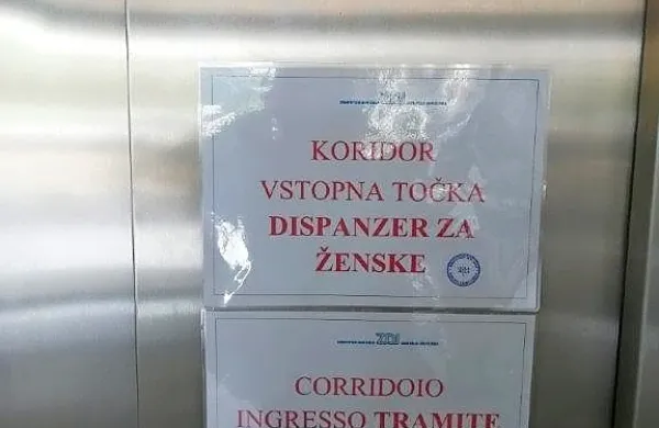 Dežurna urgentna ginekološka ambulanta je posebej označena.