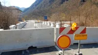 Zapora  Robiča je hud udarec za gospodarstvo in za zaposlene v Italiji, postavlja jih v neenakopraven položaj, poudarjajo v Posočju.  