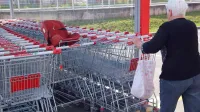Upokojencem s pokojninami do 700 evrov bo država 15. aprila 
izplačala solidarnostni dodatek.