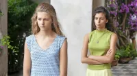 Margherita Mazzucco v vlogi Elene (desno) in Gaia Girace v vlogi 
Lile sta opravili odlično delo in navdušili s svojo pristnostjo.