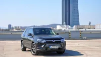 Koranda prodaja podjetje, ki zastopa tudi korejsko Kio, zato ga v nekaterih primerih postavljajo ob 
bok modela sportage, čeprav ima  nekaj malenkostnih prednosti.