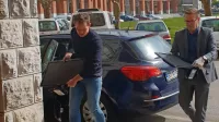 Samo Turel, direktor Okrožnega sodišča Nova Gorica, je skupaj s 
sodelavcem pripeljal računalniško oprema s sodišča.