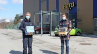 Dneve v karanteni si bodo krajšali tudi s Primorskimi novicami