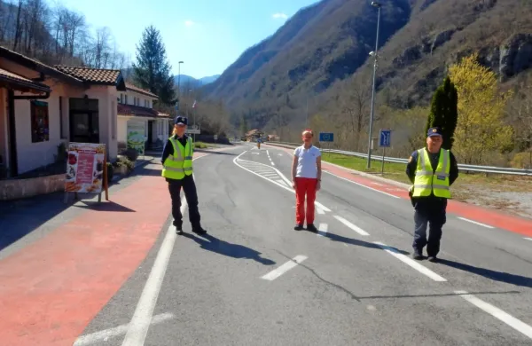 Od  7. aprila  do 5. maja bodo prehodi na Robiču  dovoljeni v času 
med 5. in 18. uro. 