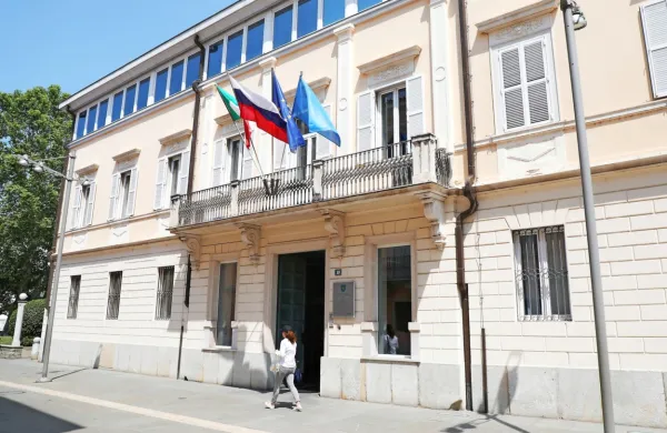 V koprski občini so birokratske postopke prilagodili izrednim 
razmeram. 