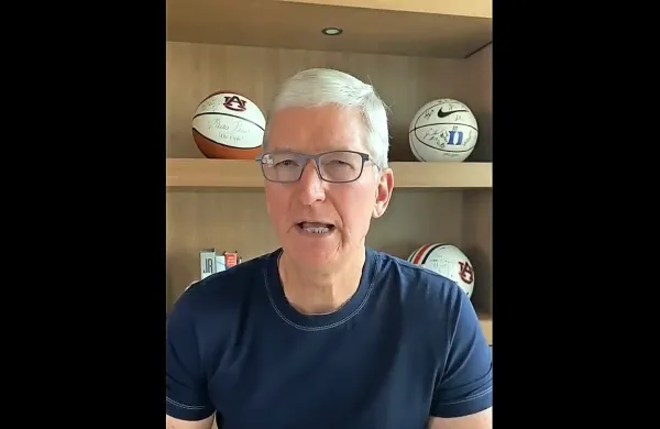 Prvi mož Appla Tim Cook je prek Twitterja sporočil, da nameravajo 
dobavo zaščitnih vizirjev razširiti tudi izven ZDA.