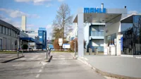 V šempetrski (pa tudi bovški in komenski) družbi Mahle nameravajo proizvodnjo spet zagnati po velikonočnem ponedeljku.