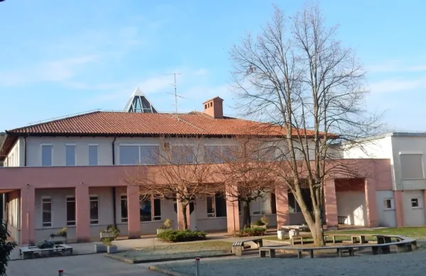 Občina bo z letošnjim letom pričela z energetsko obnovo komenske osnovne šole.