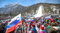 Preloženo svetovno prvenstvo v smučarskih poletih bo Planica 
predvidoma gostila decembra, ko naj bi se pod Poncami spet 
zgodil športni praznik. 