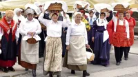 Slovenske žene z jerbasi