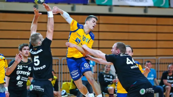 Marko Matijašević (v skoku)