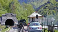 Kablovod  skozi bohinjski predor bo povezal sosedni omrežji in 
zagotovil zanesljivo preskrbo z elektriko.