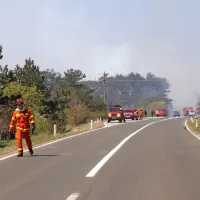 Požar so omejili
