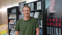 Tadej Golob: “V ozadju  zločina nove kriminalke bo sedanja kriza. 
Temu izzivu se nisem mogel upreti. Prav veliko pandemij človek  
nima priložnosti doživeti.”