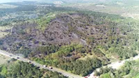 Gasilci s sežanskega zavoda za gasilno in reševalno službo so območje požara posneli tudi z dronom.