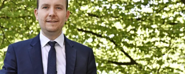 Problem je izseljevanje z območij avtohtone poselitve manjšine