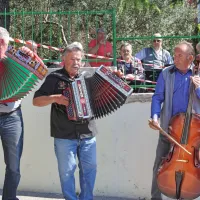 Harmonikarji razveselili stanovalce izolskega doma upokojencev