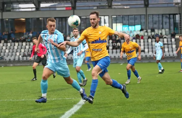 Koper (desno) gre v prvo ligo, kaj pa bo z drugouvrščeno Gorico 
(levo)?