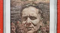 Oktobra 1944  je maršal Tito gledal z naslovnice ameriške revije 
Time. “Stoji na razpotju dveh imperijev,” s o pripisali. 