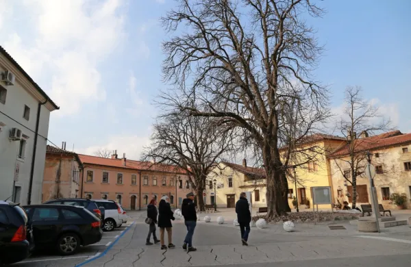 Za denar EU za projekte bodo lahko kandidirali tudi v Vipavi. 