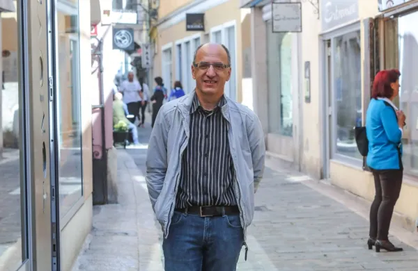 Direktor zavoda Koper Otok    David Tomovski pravi, da je največji 
strah mestnih trgovcev negotovost, kaj bo prinesla prihodnost. 