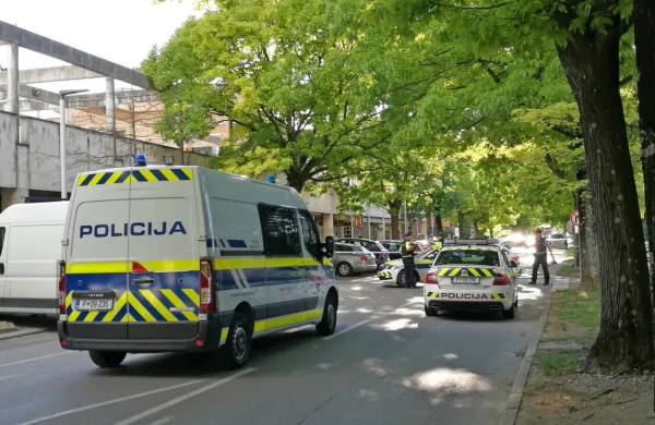 Streljanje na Rejčevi ulici v Novi Gorici