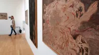   V Moderni galeriji  je  do 5. julija na ogled 41  risb, ki jih je Zoran Mušič narisal v  koncentracijskem 
taborišču Dachau, ob njih pa še izbor iz cikla Nismo poslednji iz sedemdesetih let.