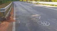Tržačan, ki   se je pred tednom dni hudo poškodoval v motoristični 
nesreči na Šmarski cesti v Kopru, je vozil  pijan in, kot kaže, tudi 
pod vplivom prepovedanih drog.   