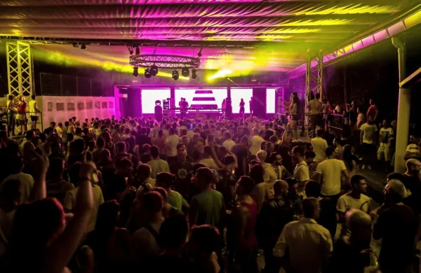 Na plesišču Zeleni gaj se bo to poletje znova plesalo.