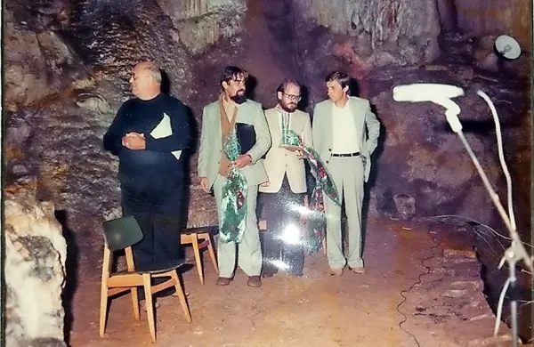 V Vilenici so leta 1980   svoje pesmi brali (z leve) Danilo Dolci, Ciril Zlobec, Marko Kravos in Aleksander Peršolja. 