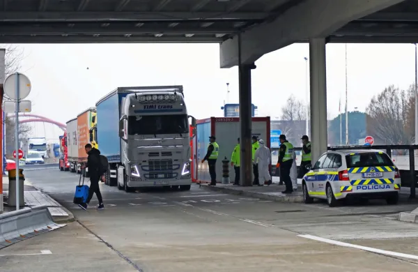 Mladi Rus je v četrtek v Vrtojbi zbežal v Slovenijo.