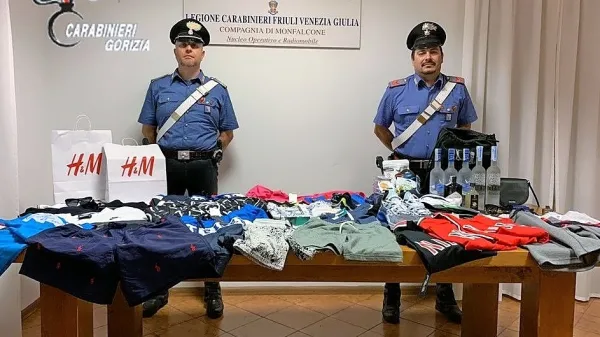 Pri ljubljanskem paru so v nedeljo našli za več kot 2000 evrov ukradenega blaga.