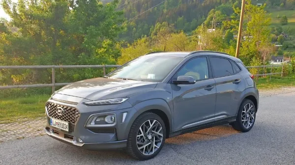 S hibridnim pogonom bo všeč predvsem voznikom, ki želijo prispevati svojih pet centov v skrb za okolje, obenem pa privarčevati 
kakšen evro pri gorivu.