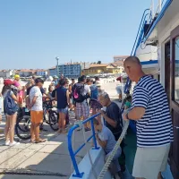 Piran: kdor prej pride, se prej pelje.