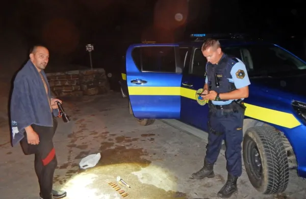 Intervencijo na Debelem rtiču so sklenili v soboto ob štirih 
zjutraj. 