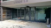 Stavba kaže klavrno podobo, čeprav je ob njenem odprtju takratni      
državni sekretar na ministrstvu za izobraževanje  Tomaž Boh 
kampusu zaželel, naj bo odličnost njegovo vodilo. 