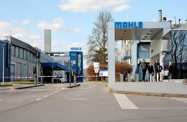 V šempetrskem podjetju Mahle so za ohranitev delovnih mest do 
konca leta skrajšali polni delovni čas.