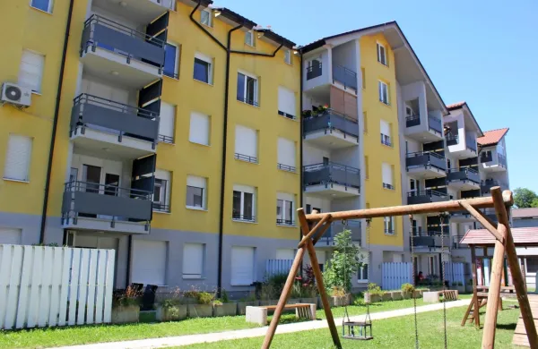 Na DUTB pravijo, da so po odkupu stanovanj, od katerih je bilo 14 
vsa leta  od izgradnje praznih, iz šestih pa so se najemniki izselili, 
poskrbela za potrebno sanacijo. 