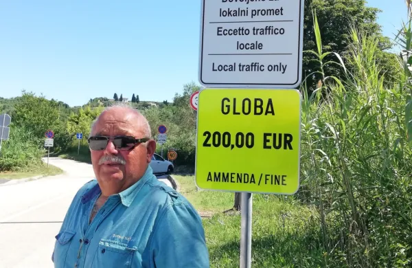 Podpredsednik KS Strunjan Gianfranco Giassi pravi, da se s 
prometnih kaosom soočajo že zadnjih pet let, zlasti med vikendi.