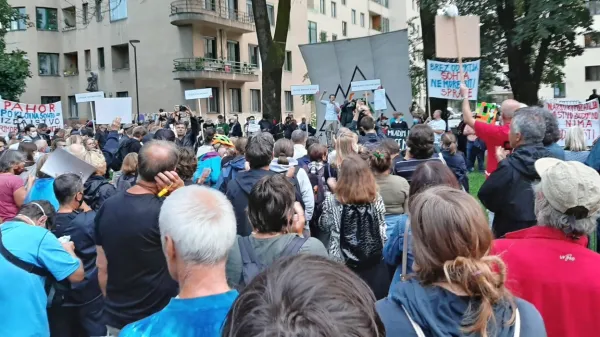 Protestni pohod so zaključili z ustanovitvijo ljudske skupščine