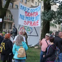 Protestni pohod so zaključili z ustanovitvijo ljudske skupščine