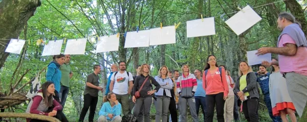 Tudi mentorji so se primerov praktičnega učenja učili v konkretnem okolju, v naravi.