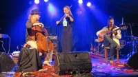 Francosko-slovaško-slovenska strunska naveza Wild Strings trio 
se je na Keltiki podala  v svojsko glasbeno deželo Benjistan, kot so 
poimenovali svojo drugo zgoščenko. 