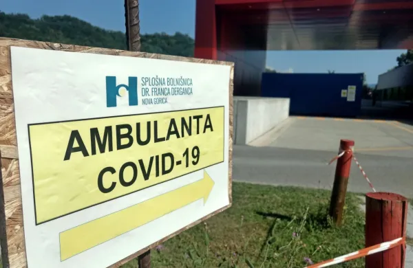 Okužen pacient, ki so ga hitro prepeljali na infekcijsko kliniko, je 
eden redkih.  Večina okuženih na Goriškem k sreči nima tako hudih 
simptomov. 
