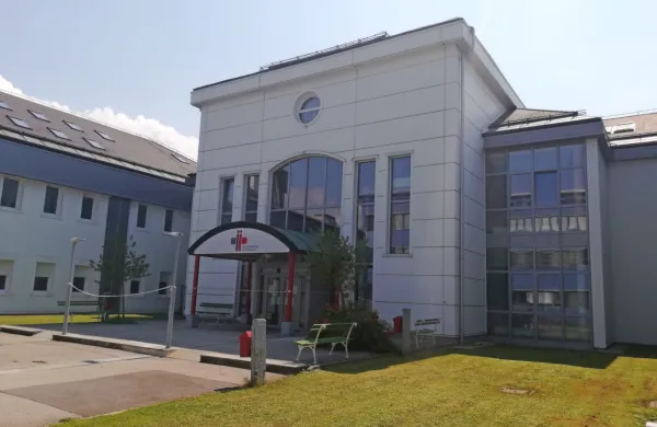 Novo bolnišnično lekarno bodo uredili v podstrešnih prostorih. 